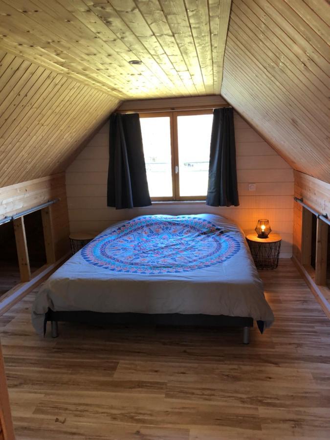 Chalet Sofian Villa Blanzay Buitenkant foto